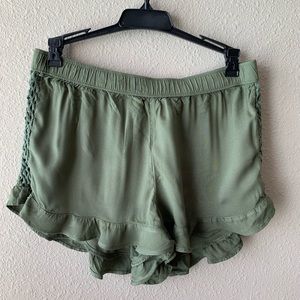 Aerie army/olive green shorts